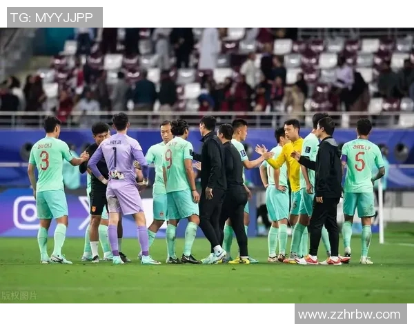 中国队与卡塔尔激战正酣精彩瞬间图片集锦回顾比赛亮点与精彩时刻