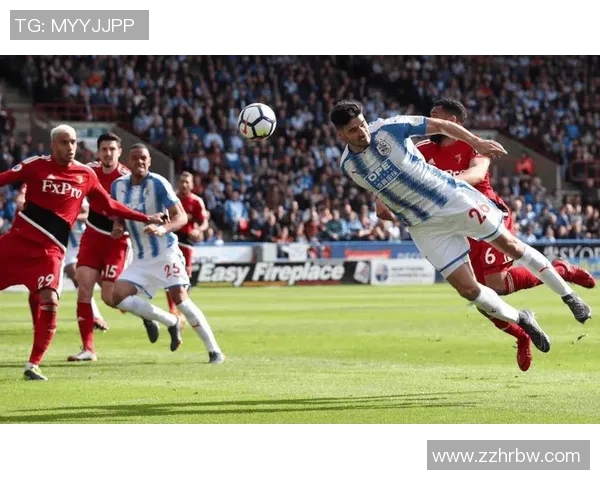 威科姆与哈德斯菲尔德激战正酣谁能在这场对决中笑到最后