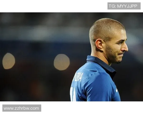 本泽马在足球世界的传奇旅程与未来展望分析