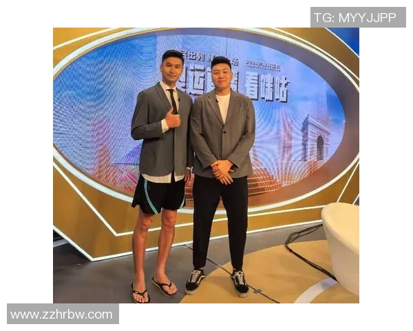 李根的篮球之路：从青涩少年到职业赛场的辉煌历程与心路历程